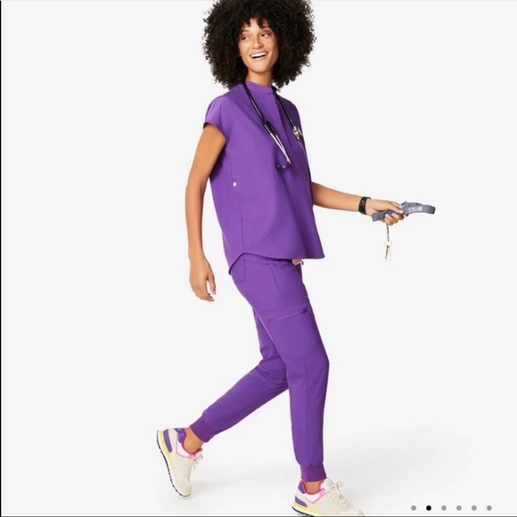 NWT FIGS Ultra Violet Zamora Tall Jogger Scrub - Picture 2 of 5